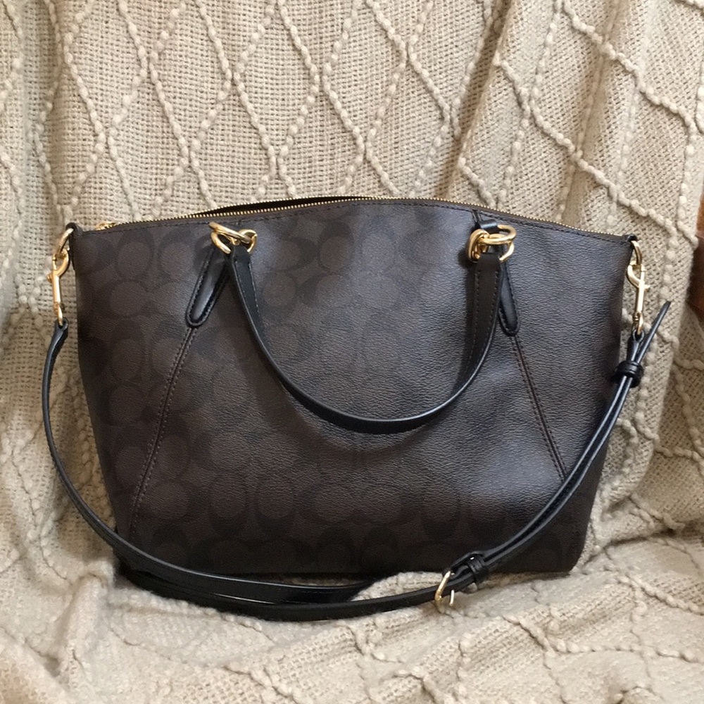 Coach Small Kelsey Signature Satchel Gem